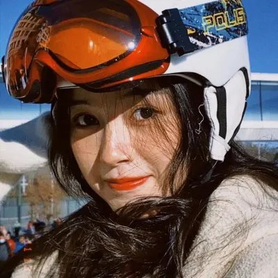 有钱人的恶梦 封面