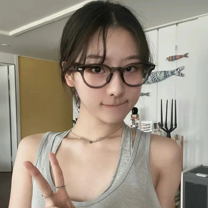 头号绯闻 封面